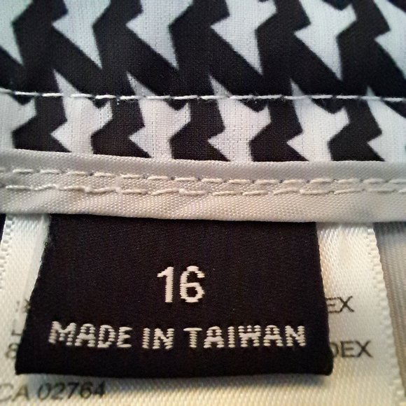 NVO by LANCTÔT women SKORT Sz 16 ACTIVWEAR LEISUREWEAR WORK PREPPY HOUNDSTOOTH - Picture 13 of 15